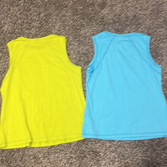 Sofibella tank top lot - Picture 4 of 4